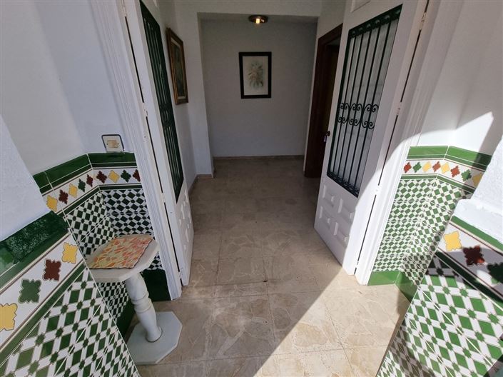 Image No.9-3 Bed Apartment for sale