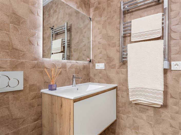 Image No.10-3 Bed Villa for sale