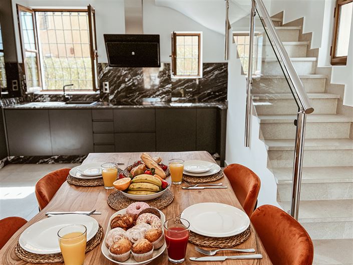 Image No.4-3 Bed Villa for sale