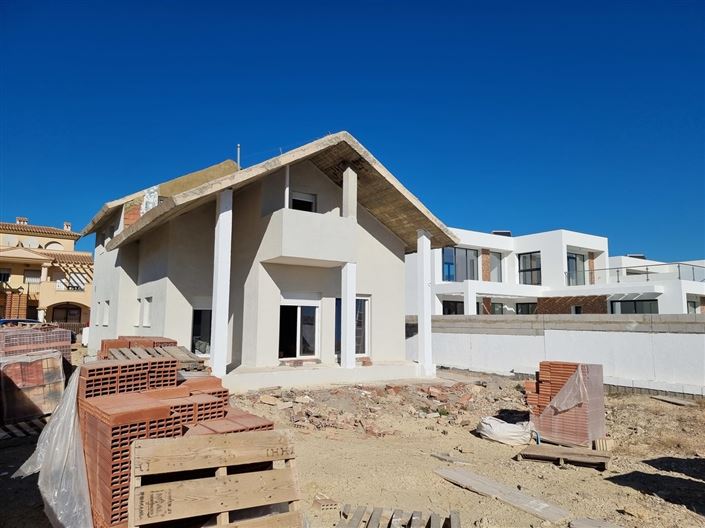 Image No.27-4 Bed Villa for sale