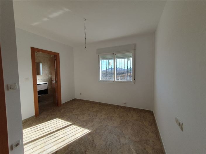 Image No.16-5 Bed Villa for sale