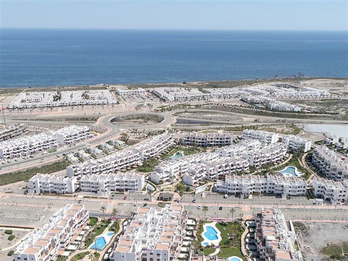 Image No.18-3 Bed Apartment for sale