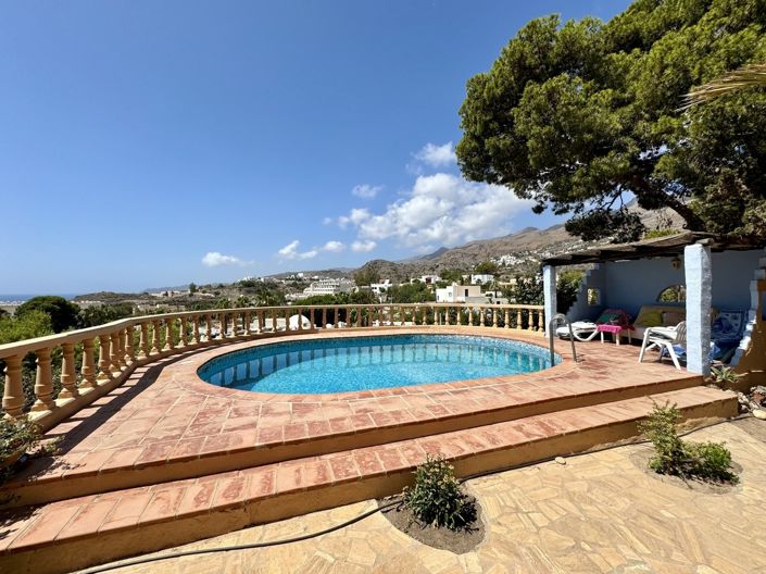 Image No.12-4 Bed Villa for sale