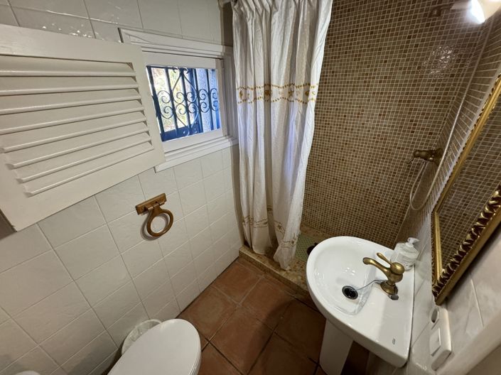 Image No.28-4 Bed Villa for sale