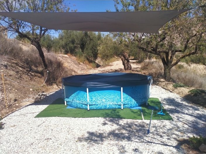 Image No.24-7 Bed Property for sale