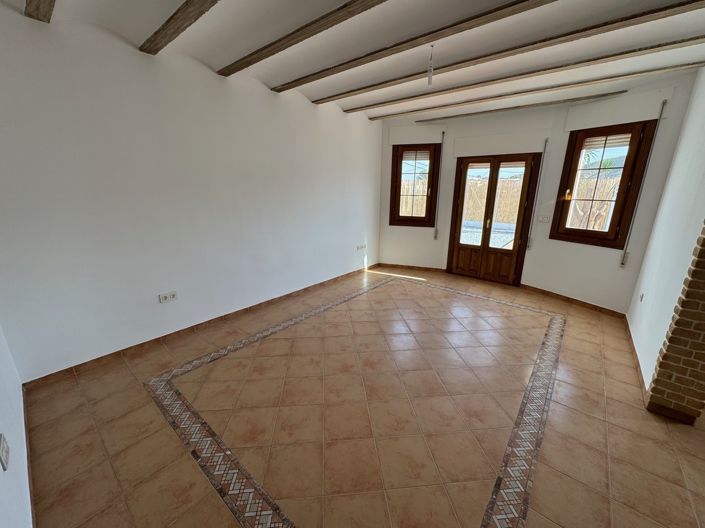 Image No.6-4 Bed Villa for sale