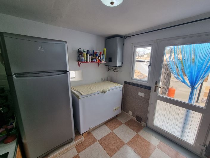 Image No.11-3 Bed Property for sale