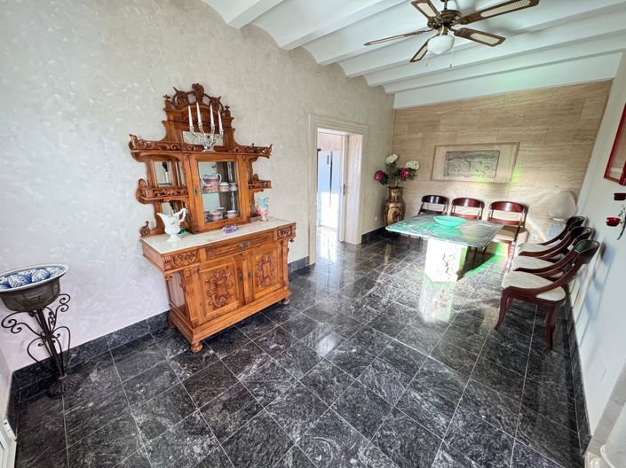 Image No.19-4 Bed Villa for sale