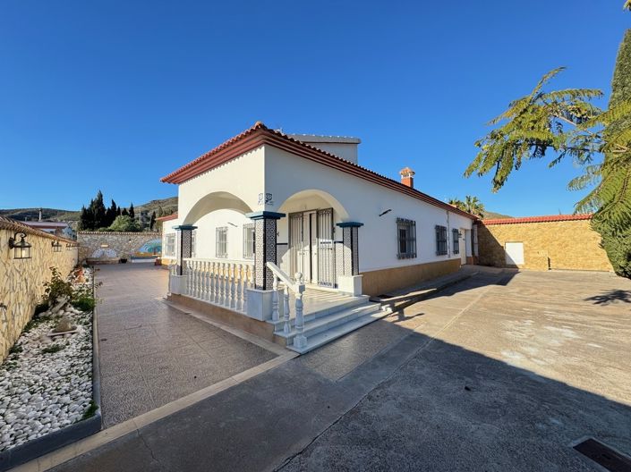 Image No.26-4 Bed Villa for sale