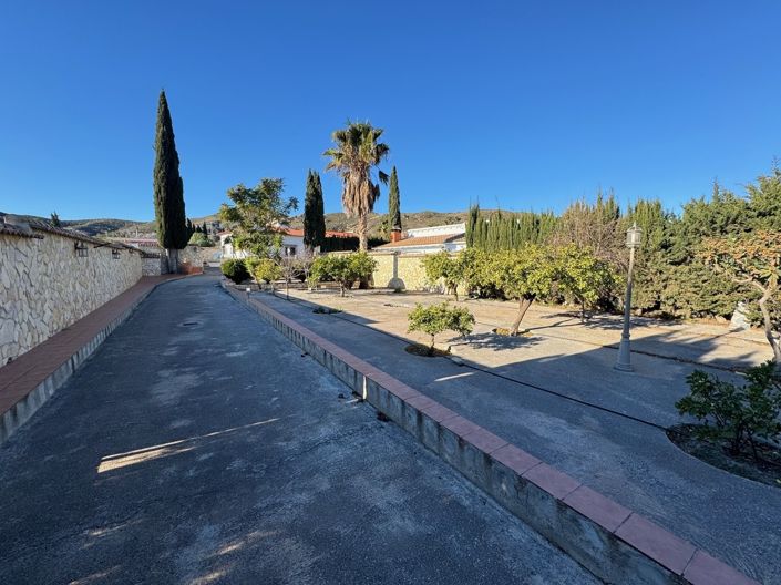 Image No.30-4 Bed Villa for sale