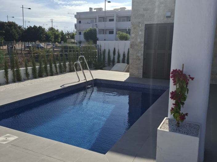 Image No.2-2 Bed Villa for sale