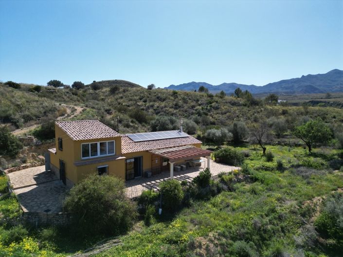 Image No.26-3 Bed Property for sale