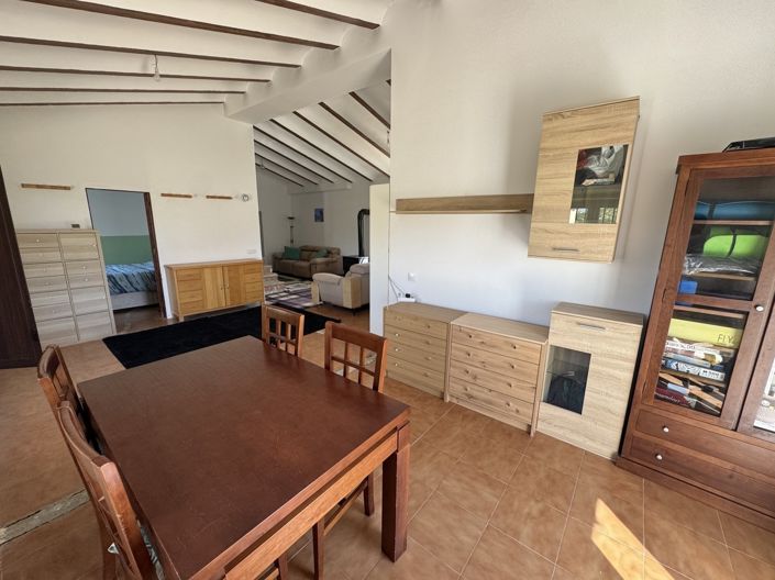 Image No.8-3 Bed Property for sale