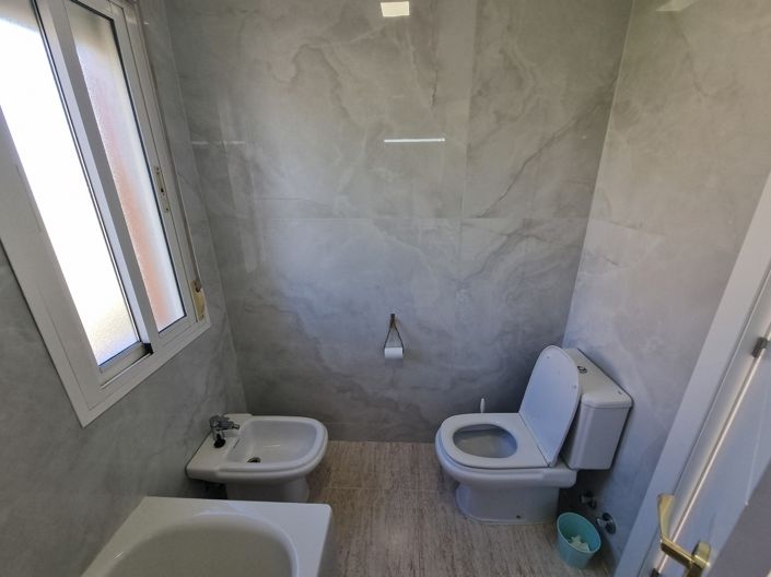 Image No.18-3 Bed Villa for sale