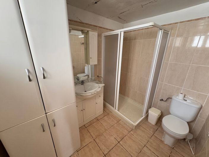 Image No.15-3 Bed Village House for sale