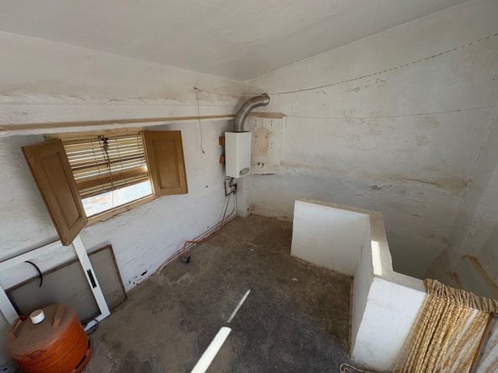 Image No.18-3 Bed Village House for sale