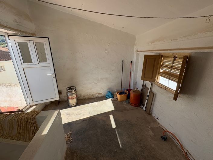 Image No.19-3 Bed Village House for sale