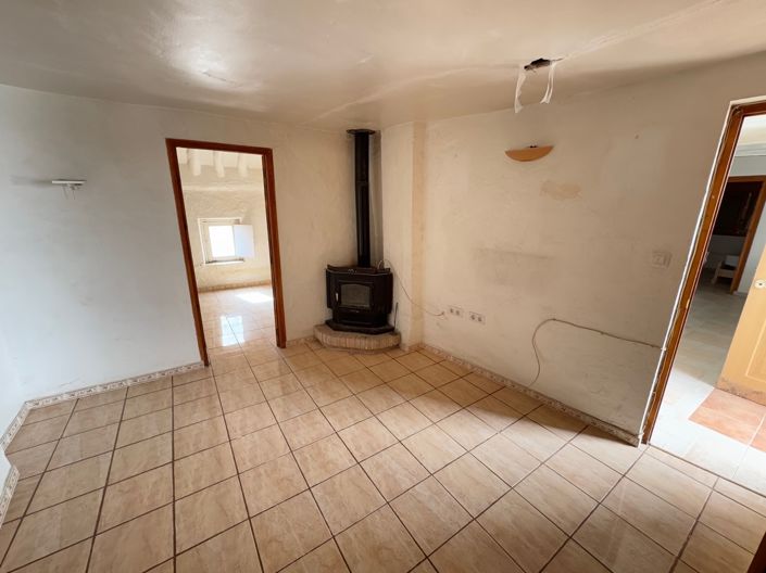 Image No.7-3 Bed Village House for sale