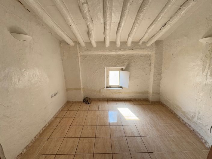 Image No.8-3 Bed Village House for sale