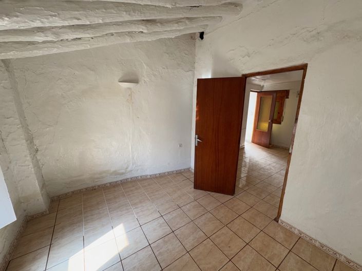 Image No.9-3 Bed Village House for sale