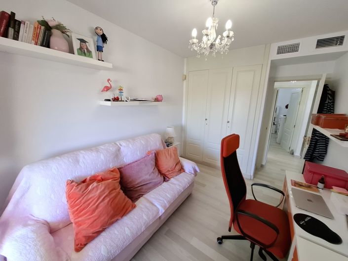 Image No.19-2 Bed Apartment for sale