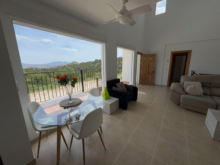 Image No.6-3 Bed Villa for sale