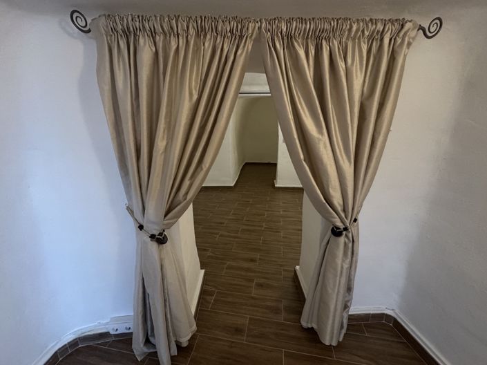 Image No.13-2 Bed House for sale