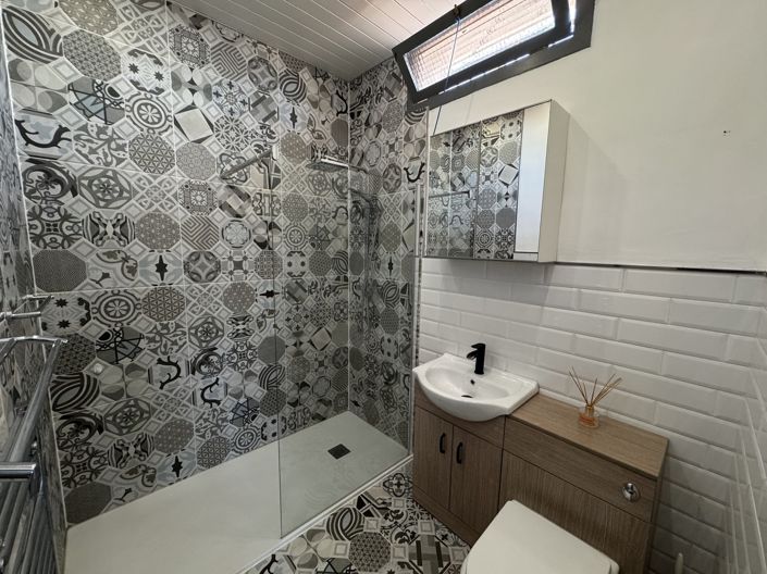 Image No.19-2 Bed House for sale