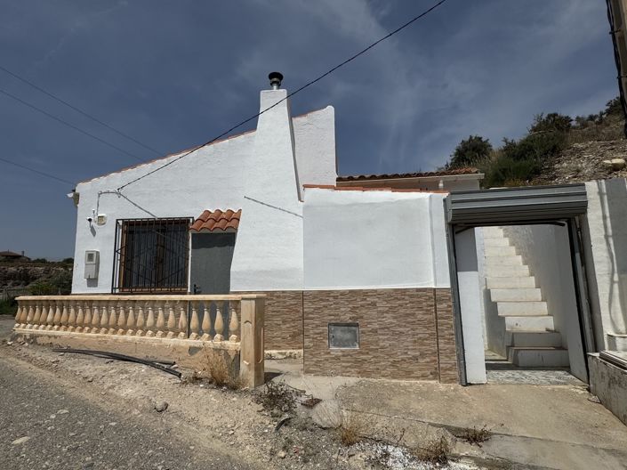 Image No.3-2 Bed House for sale