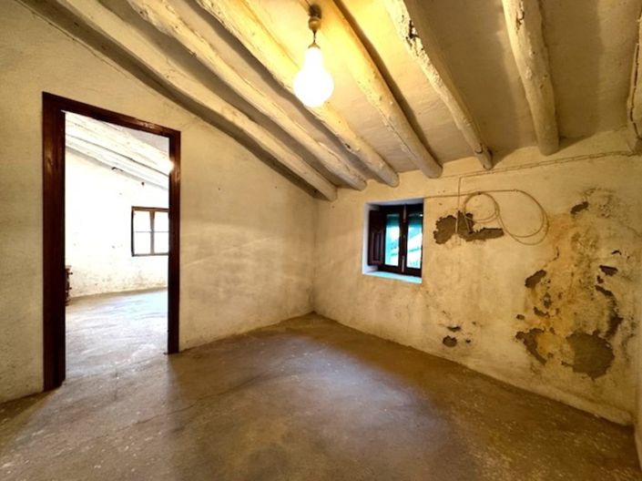 Image No.15-2 Bed Village House for sale