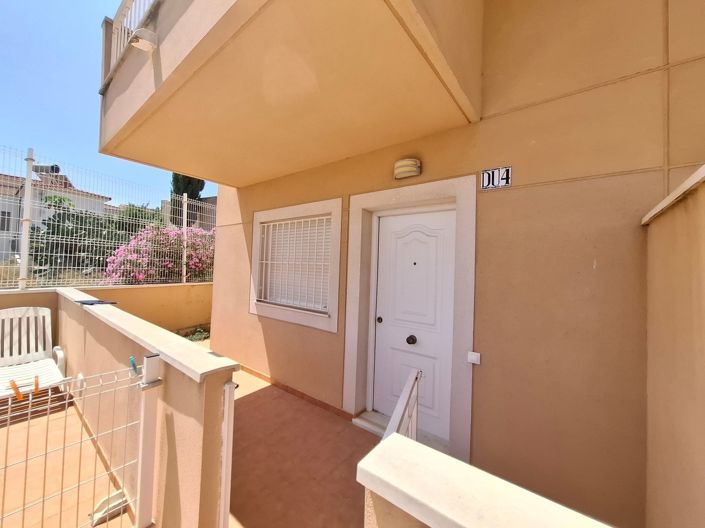 Image No.17-2 Bed Property for sale