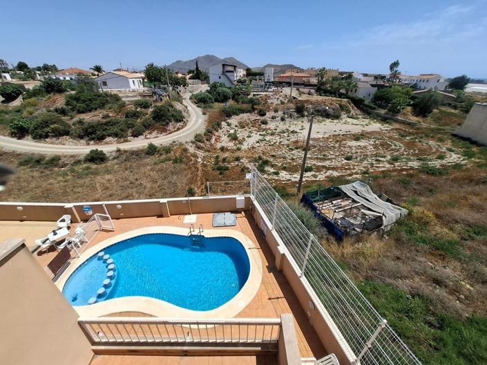 Image No.21-2 Bed Property for sale