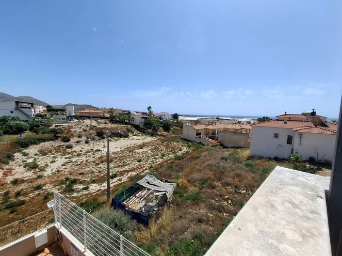 Image No.22-2 Bed Property for sale