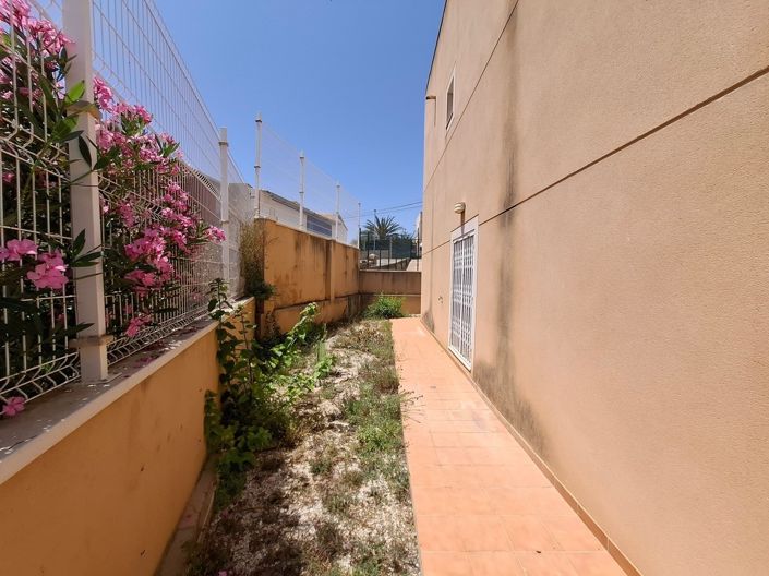 Image No.24-2 Bed Property for sale