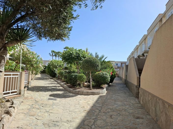 Image No.23-3 Bed Property for sale