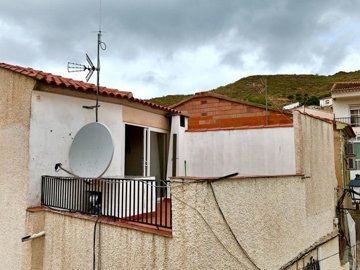 22621-village-house-for-sale-in-benizalon-853