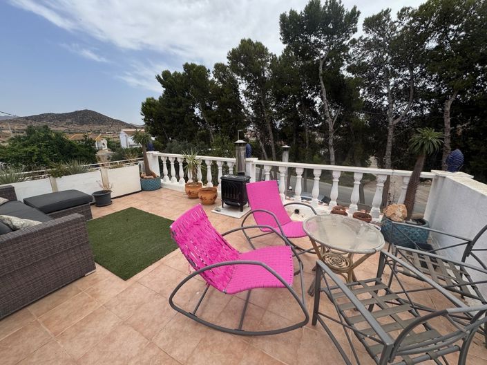 Image No.6-3 Bed Property for sale