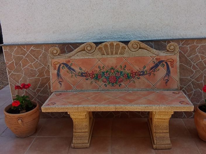 Image No.27-6 Bed Property for sale