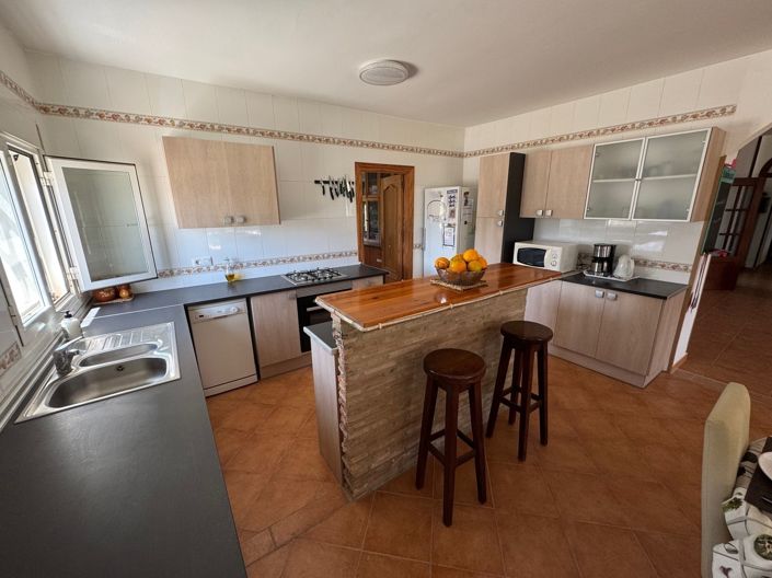 Image No.13-4 Bed Villa for sale