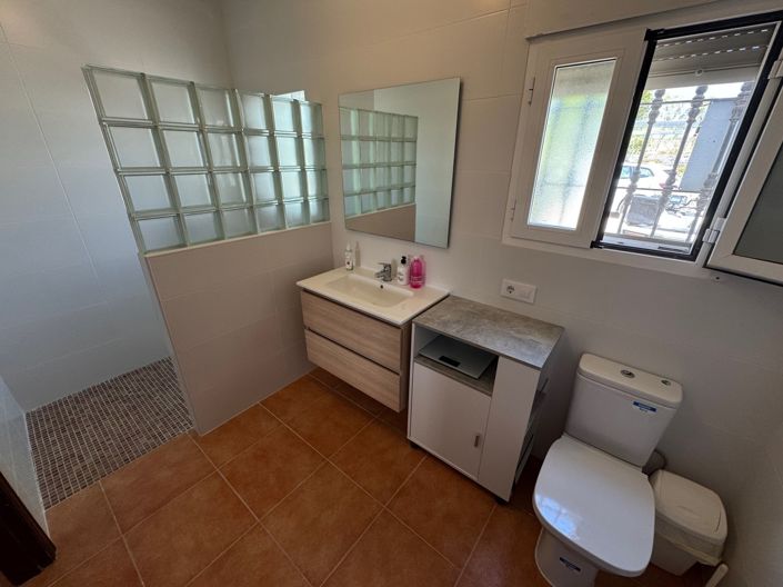 Image No.24-4 Bed Villa for sale