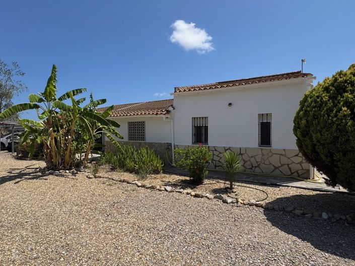 Image No.26-4 Bed Villa for sale