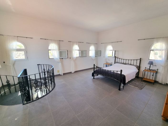 Image No.22-4 Bed Villa for sale