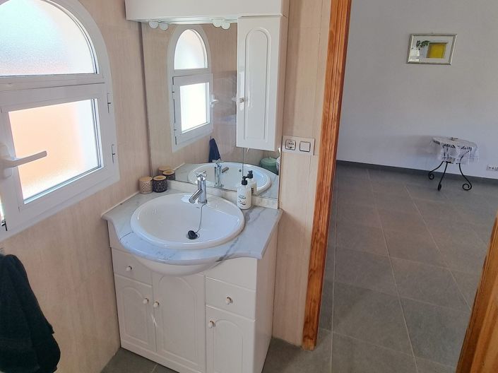 Image No.23-4 Bed Villa for sale