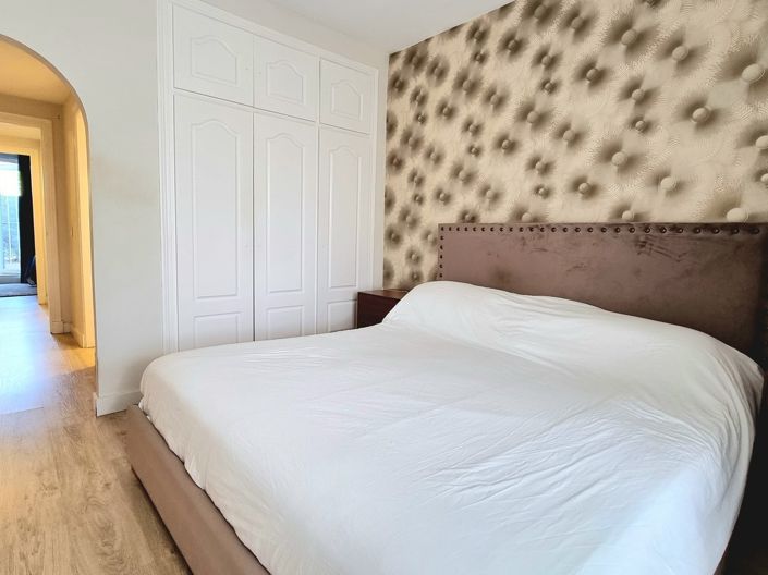 Image No.19-2 Bed Apartment for sale