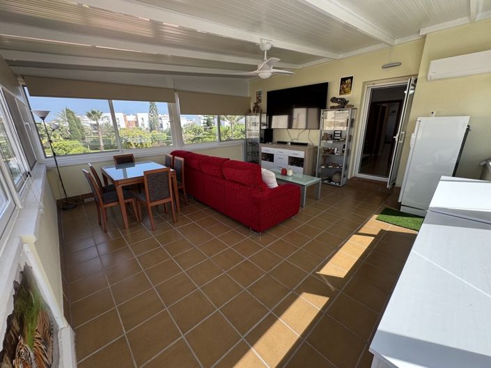 Image No.20-2 Bed Apartment for sale