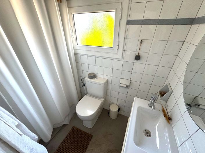 Image No.14-2 Bed Villa for sale