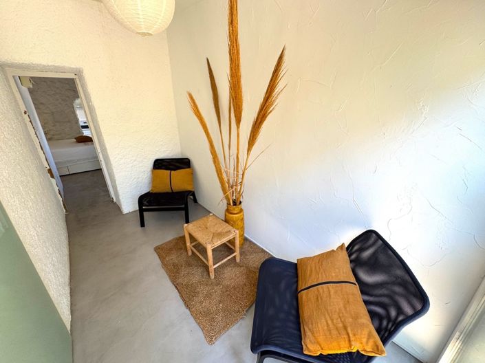 Image No.22-2 Bed Villa for sale