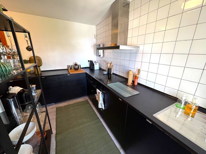 Image No.9-2 Bed Villa for sale