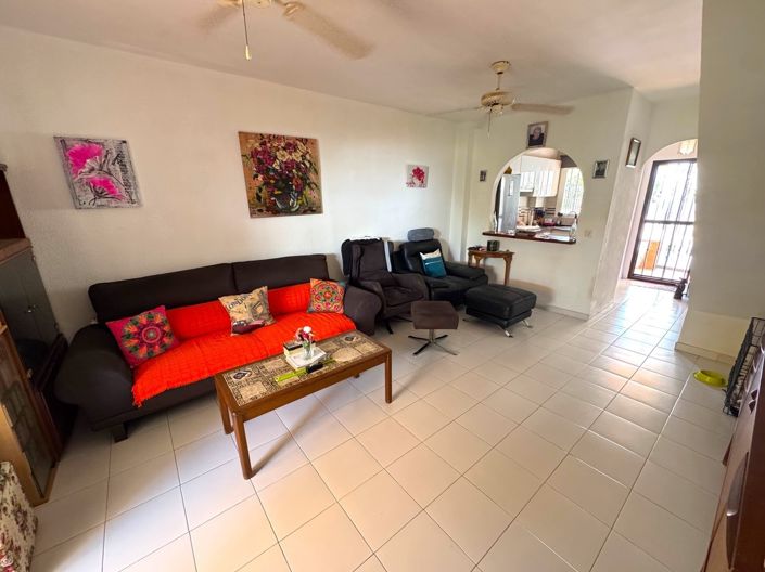 Image No.3-2 Bed Property for sale