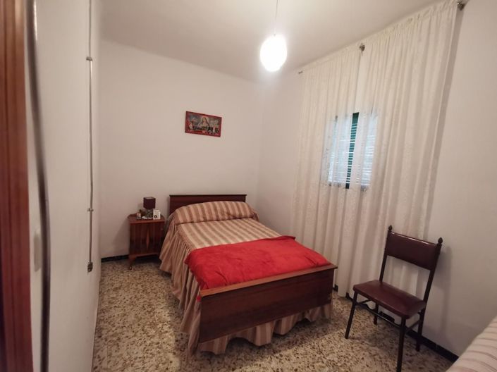 Image No.7-3 Bed Property for sale